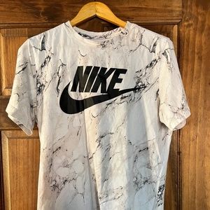 Nike Marble graphic logo tee
